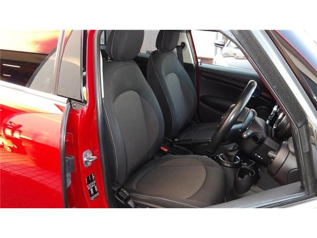 BMW MINI COOPER 5DOO 2016 Image 31