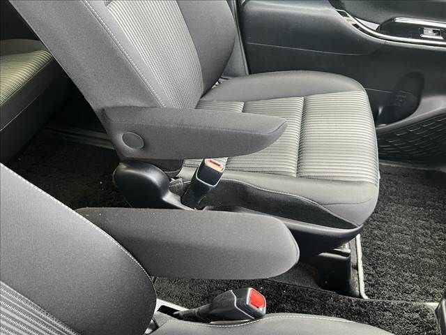 TOYOTA VOXY 2019 Image 31