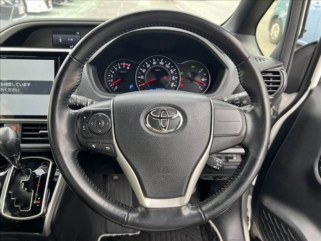 TOYOTA VOXY 2019 Image 31