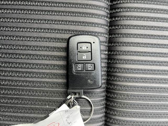 TOYOTA VOXY 2019 Image 31