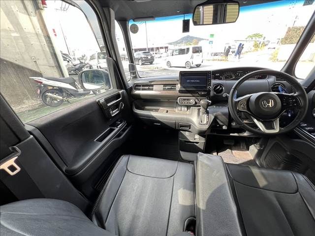 HONDA N BOX CUSTOM 2019 Image 31