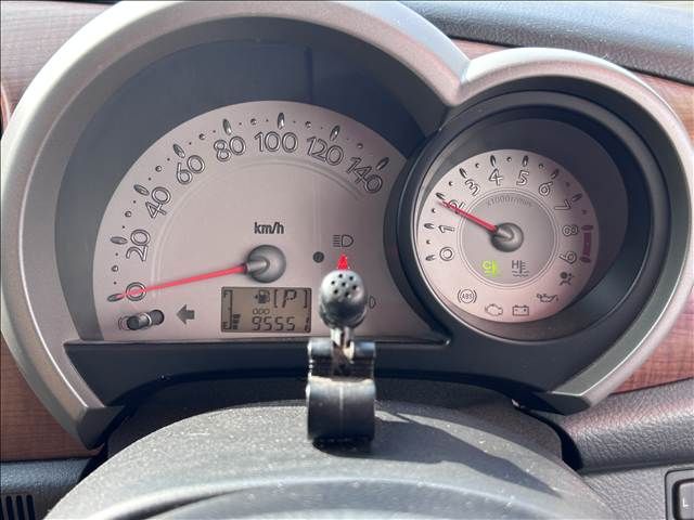 DAIHATSU MIRA GINO 2006 Image 31