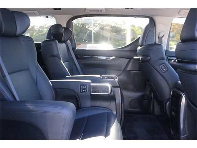 TOYOTA VELLFIRE  HYBRID 4WD 2020 Image 31