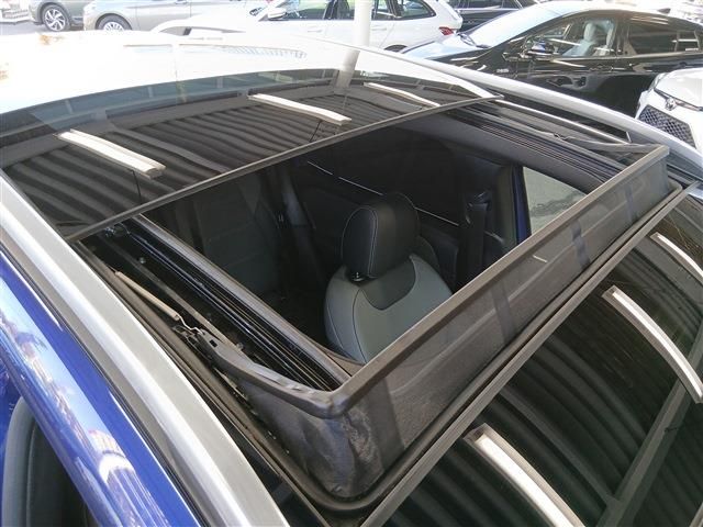 MERCEDES BENZ GLB 2023 Image 31