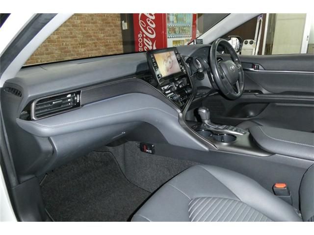 TOYOTA CAMRY HYBRID 2022 Image 31