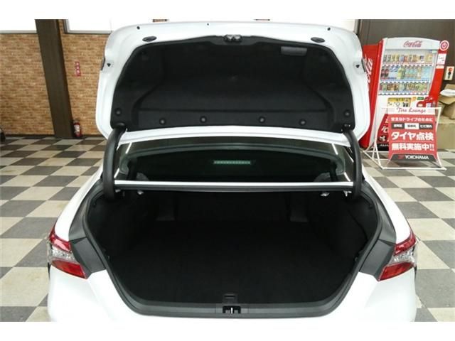 TOYOTA CAMRY HYBRID 2022 Image 31