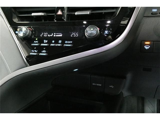 TOYOTA CAMRY HYBRID 2022 Image 31