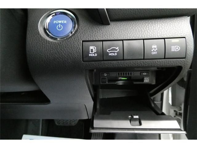 TOYOTA CAMRY HYBRID 2022 Image 31