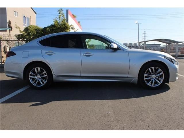 NISSAN FUGA HYBRID 2015 Image 31