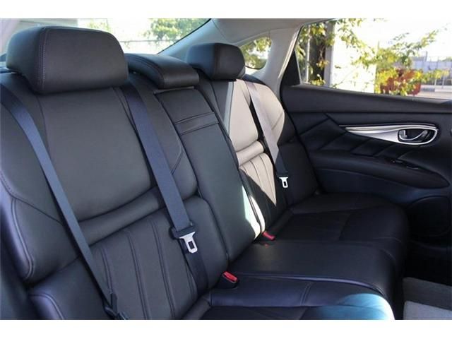 NISSAN FUGA HYBRID 2015 Image 31