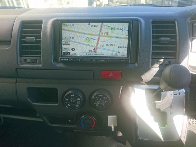 TOYOTA HIACE VAN 2WD 2020 Image 31