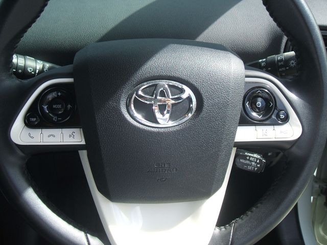 TOYOTA PRIUS 2016 Image 31