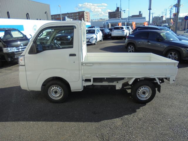 DAIHATSU HIJET TRUCK 4WD 2019 Image 31
