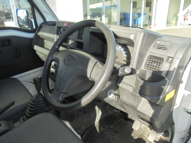 DAIHATSU HIJET TRUCK 4WD 2019 Image 31