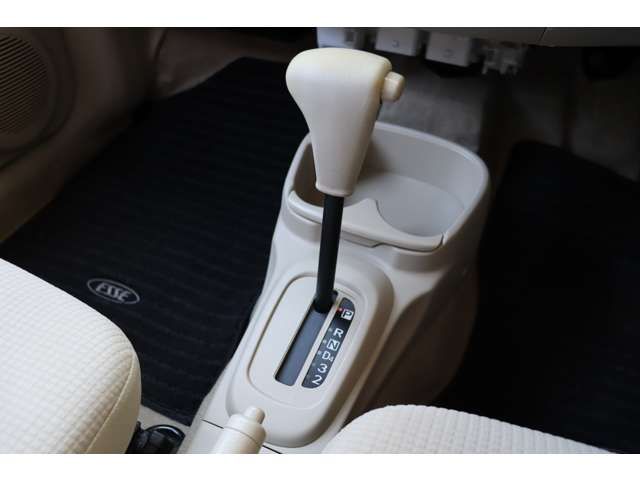 DAIHATSU ESSE 2011 Image 31