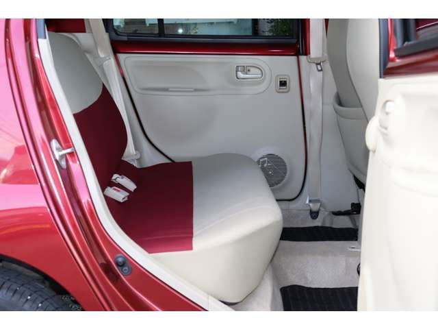 DAIHATSU ESSE 2011 Image 31