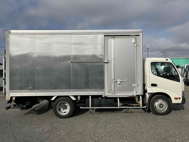 TOYOTA DYNA 2018 Image 31