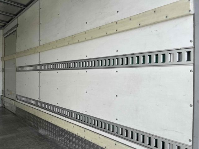 TOYOTA DYNA 2018 Image 31