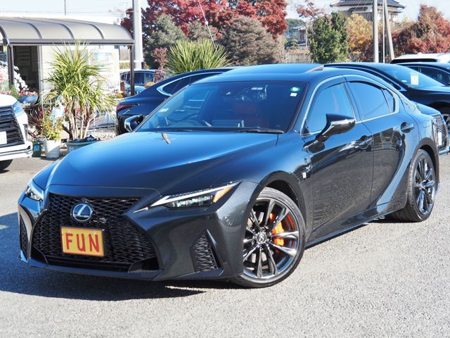 TOYOTA LEXUS IS300H 2022 Image 31