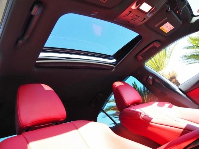 TOYOTA LEXUS IS300H 2022 Image 31