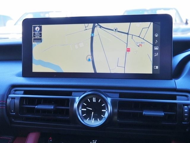 TOYOTA LEXUS IS300H 2022 Image 31