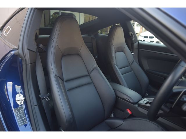 PORSCHE 911 2020 Image 31