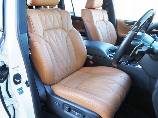 TOYOTA LEXUS LX570 AWD 2020 Image 31