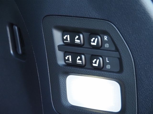 TOYOTA LEXUS LX570 AWD 2020 Image 31