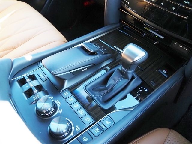 TOYOTA LEXUS LX570 AWD 2020 Image 31