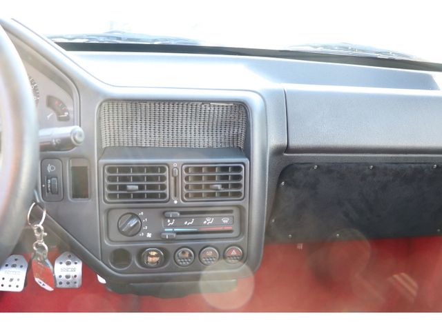 PEUGEOT 106 1996 Image 31