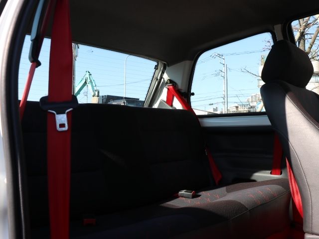 PEUGEOT 106 1996 Image 31