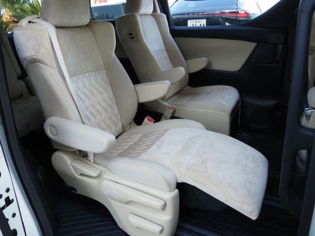 TOYOTA ALPHARD HYBRID 4WD 2022 Image 31