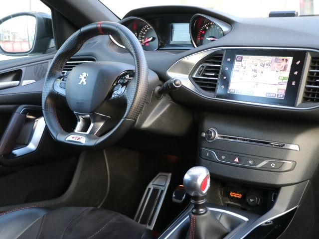 PEUGEOT 308 2016 Image 31