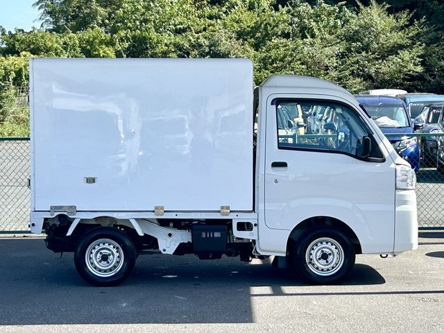 DAIHATSU HIJET TRUCK 4WD 2021 Image 31