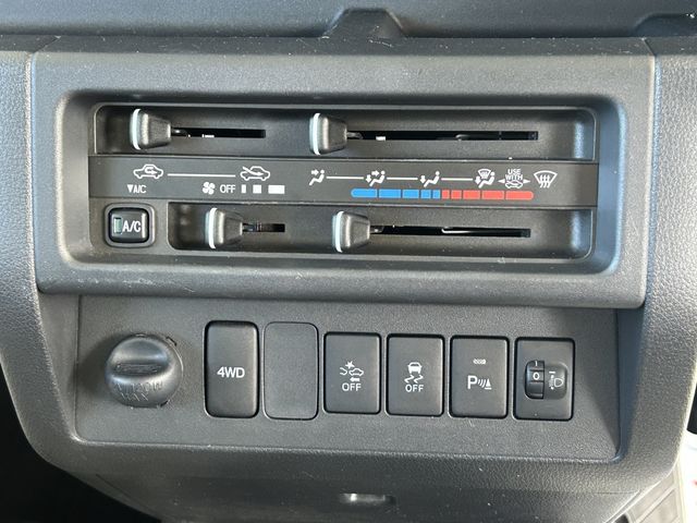 DAIHATSU HIJET TRUCK 4WD 2021 Image 31