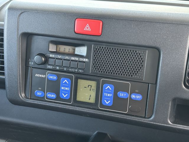 DAIHATSU HIJET TRUCK 4WD 2021 Image 31