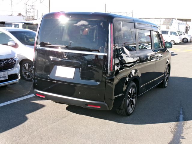 HONDA STEPWAGON E:HEV 2025 Image 31