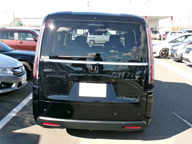 HONDA STEPWAGON E:HEV 2025 Image 31