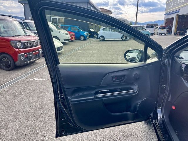 TOYOTA AQUA 2020 Image 31