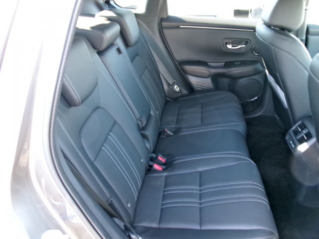 HONDA ZR-V E:HEV 2024 Image 31