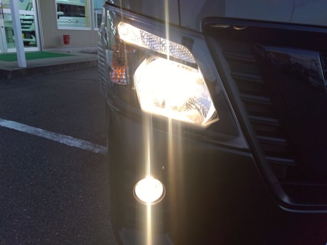 NISSAN NV350 CARAVAN 4WD 2013 Image 31