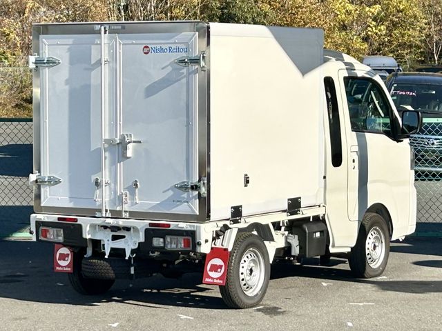 DAIHATSU HIJET TRUCK 4WD 2025 Image 31