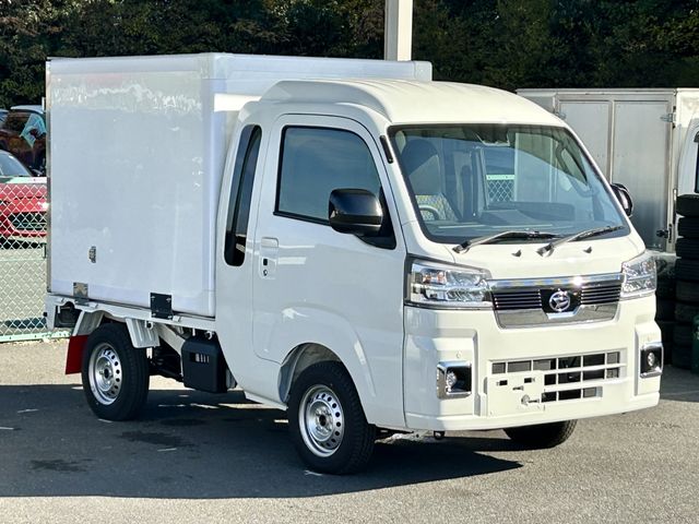 DAIHATSU HIJET TRUCK 4WD 2025 Image 31