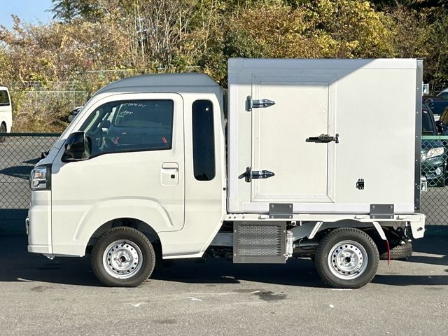 DAIHATSU HIJET TRUCK 4WD 2025 Image 31