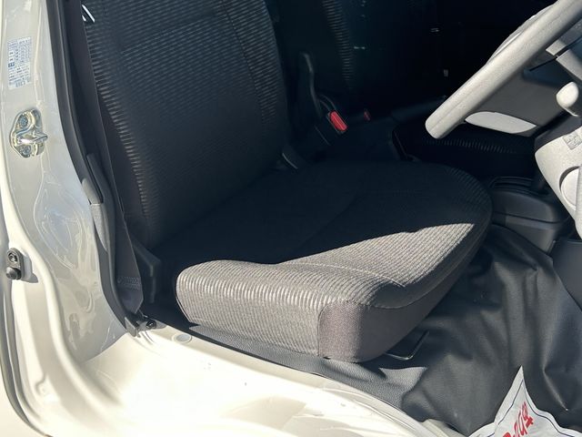 DAIHATSU HIJET TRUCK 4WD 2025 Image 31