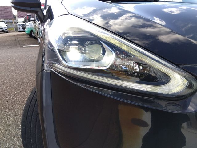 TOYOTA SIENTA HYBRID 2015 Image 31