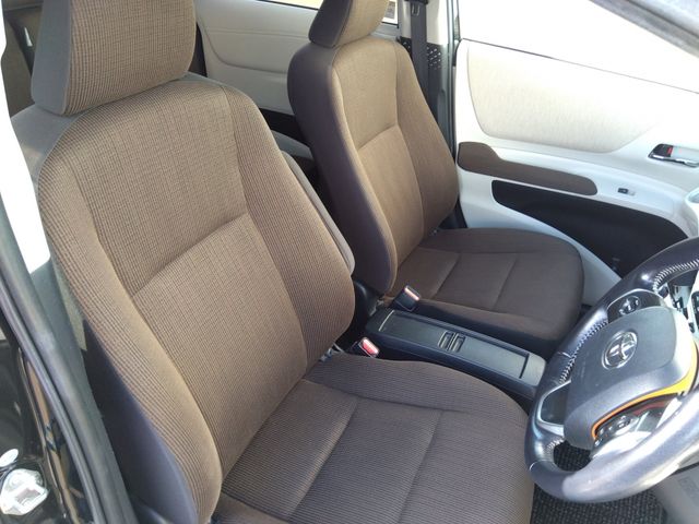 TOYOTA SIENTA HYBRID 2015 Image 31