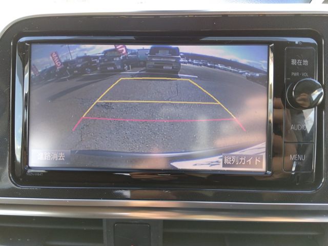 TOYOTA SIENTA HYBRID 2015 Image 31