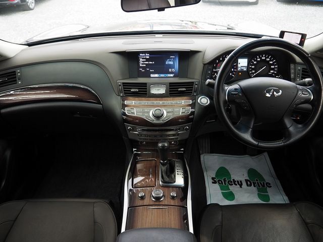 NISSAN FUGA HYBRID 2016 Image 31