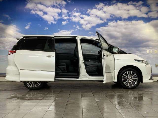 TOYOTA ESTIMA HYBRID 4WD 2019 Image 31